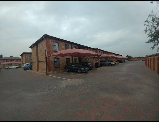 2 BEDROOM PROPERTY TO RENT IN SONNEVELD